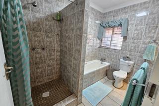 4 Bedroom Property for Sale in Annlin Gauteng