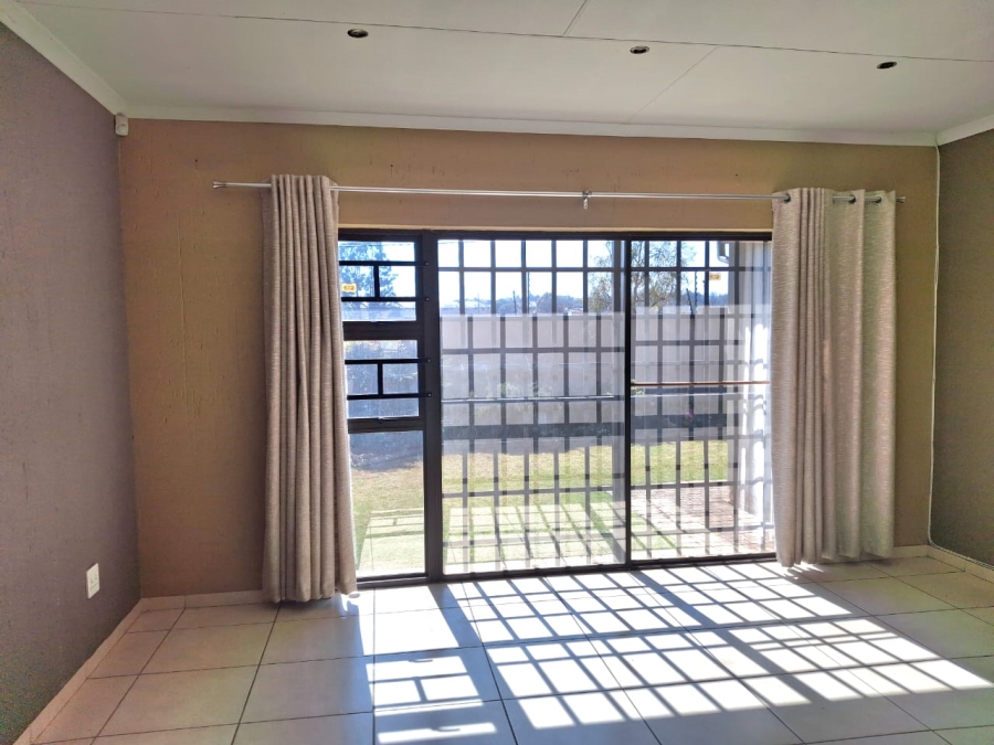 3 Bedroom Property for Sale in Kenleaf Gauteng