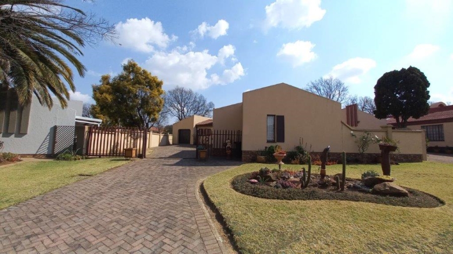 2 Bedroom Property for Sale in Parkdene Gauteng