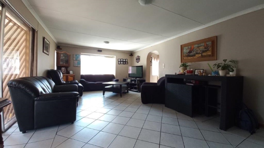 2 Bedroom Property for Sale in Parkdene Gauteng