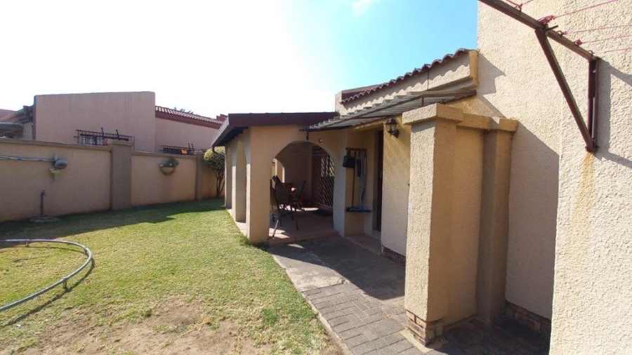 2 Bedroom Property for Sale in Parkdene Gauteng