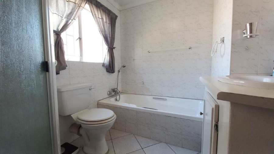 2 Bedroom Property for Sale in Parkdene Gauteng