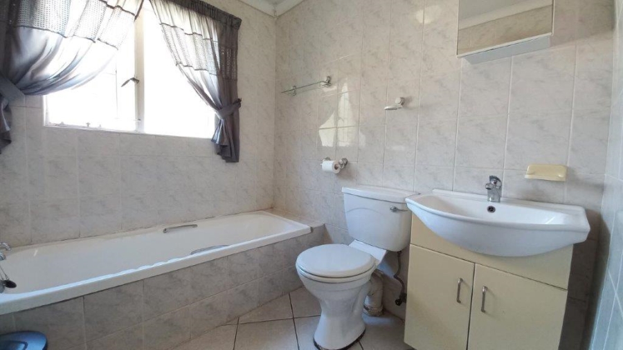 2 Bedroom Property for Sale in Parkdene Gauteng