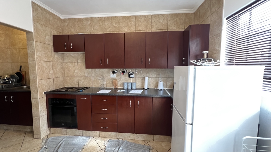 2 Bedroom Property for Sale in Eike Park Gauteng