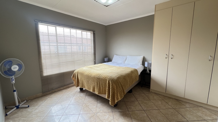 2 Bedroom Property for Sale in Eike Park Gauteng