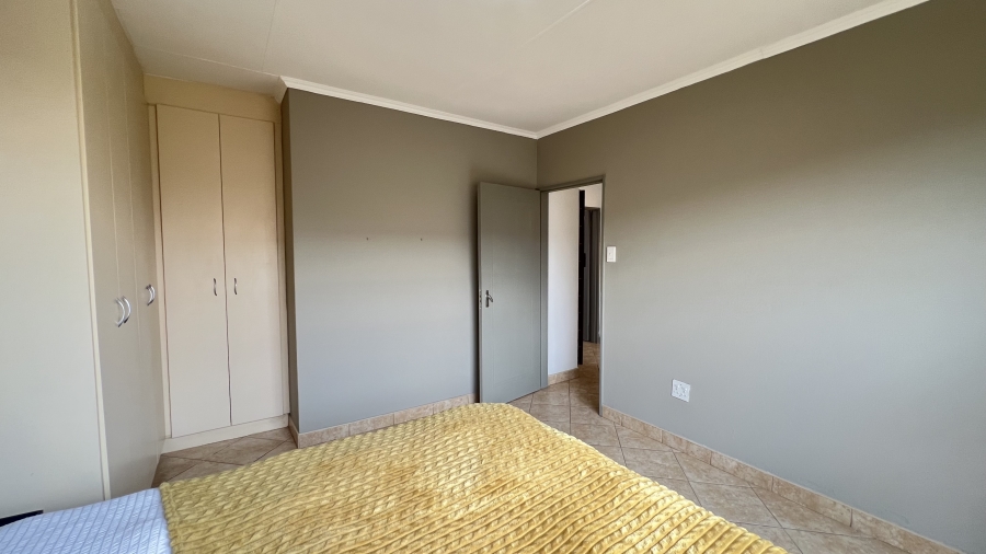 2 Bedroom Property for Sale in Eike Park Gauteng