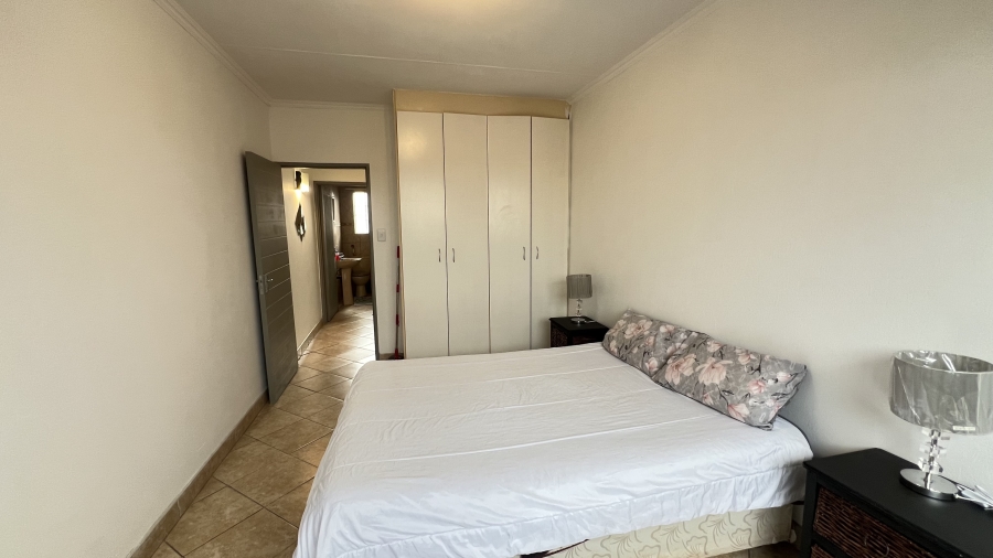 2 Bedroom Property for Sale in Eike Park Gauteng