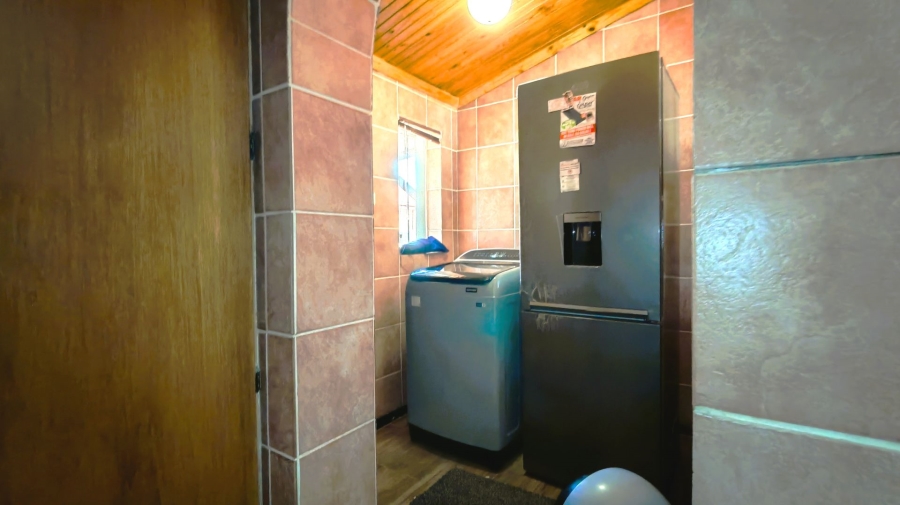 3 Bedroom Property for Sale in Vanderbijlpark SW 5 Gauteng