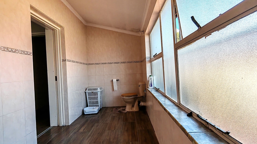 3 Bedroom Property for Sale in Vanderbijlpark SW 5 Gauteng