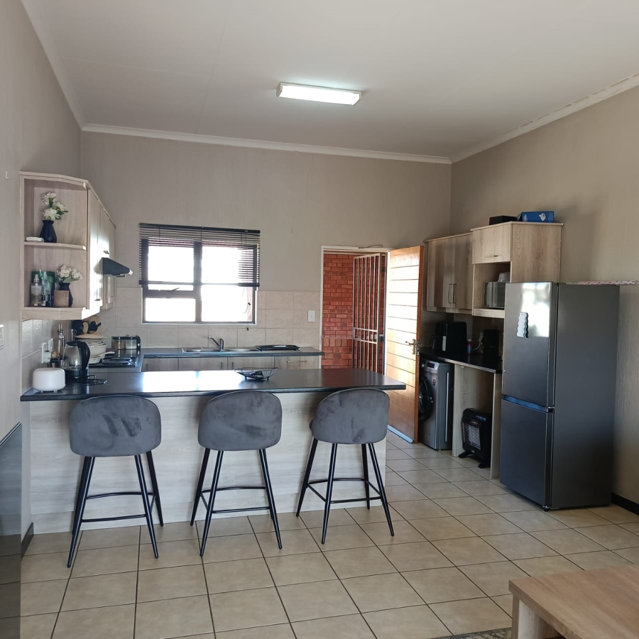 2 Bedroom Property for Sale in Wilgeheuwel Gauteng
