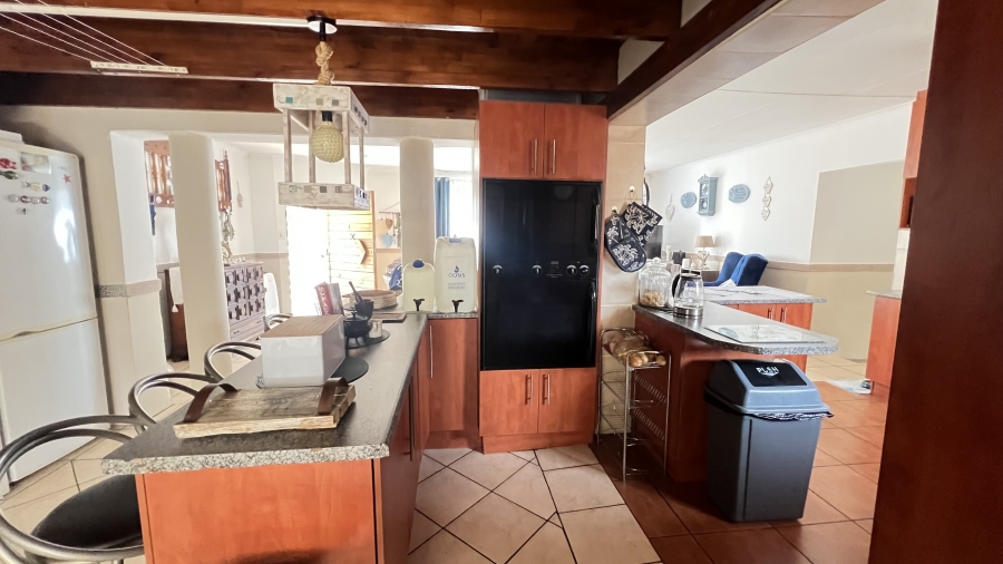 4 Bedroom Property for Sale in Eike Park Gauteng
