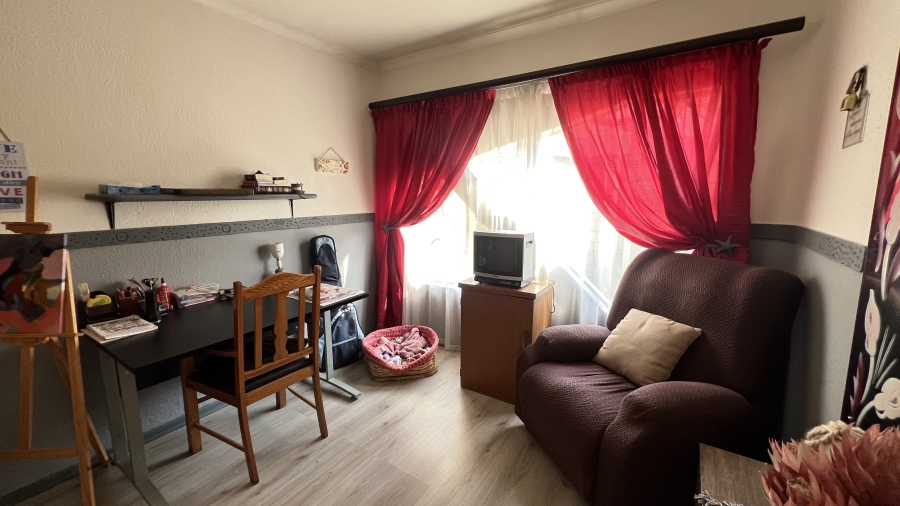 4 Bedroom Property for Sale in Eike Park Gauteng