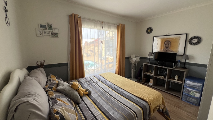 4 Bedroom Property for Sale in Eike Park Gauteng