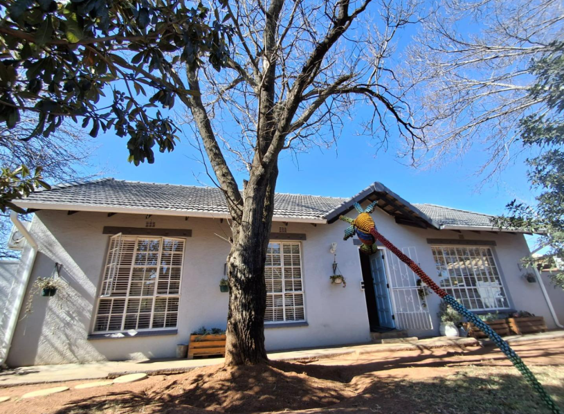 3 Bedroom Property for Sale in Brackenhurst Gauteng