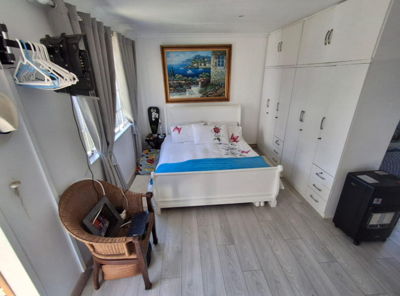 3 Bedroom Property for Sale in Brackenhurst Gauteng