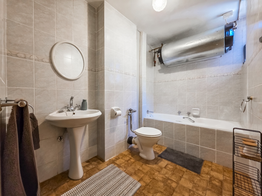 3 Bedroom Property for Sale in Sunnyside Gauteng