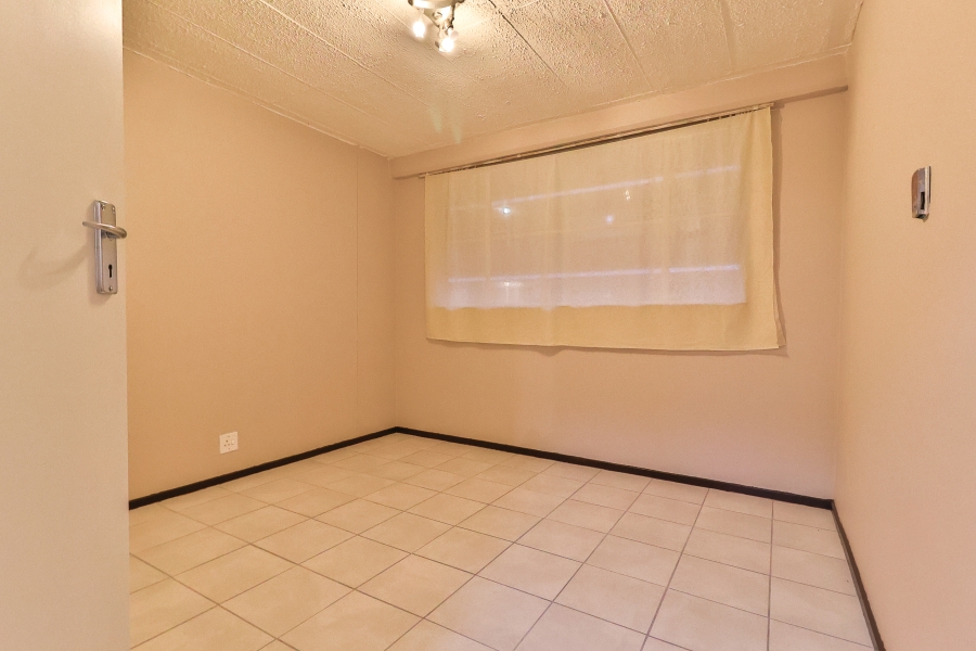 2 Bedroom Property for Sale in La Montagne Gauteng