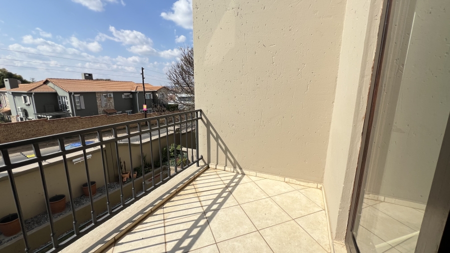 2 Bedroom Property for Sale in Homes Haven Gauteng