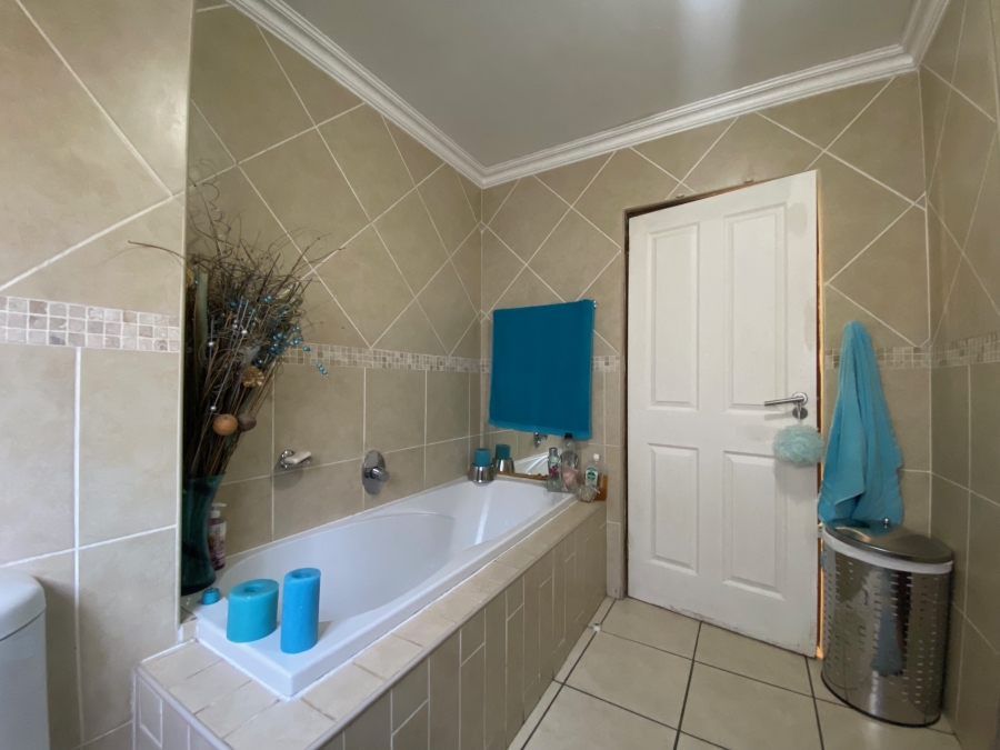 2 Bedroom Property for Sale in Primrose Gauteng