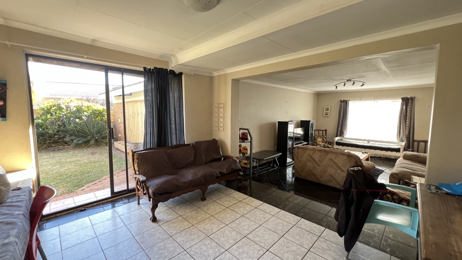 3 Bedroom Property for Sale in Randpoort Gauteng