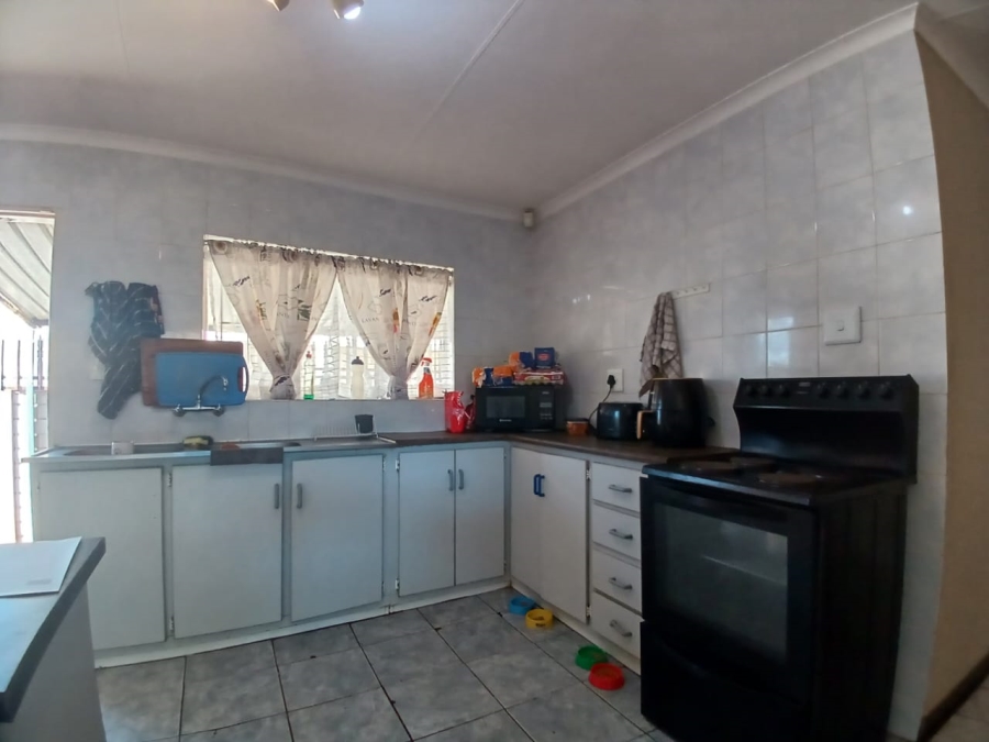 3 Bedroom Property for Sale in Randpoort Gauteng