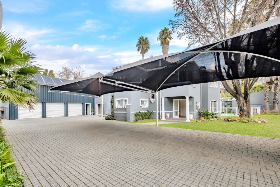 4 Bedroom Property for Sale in Greenside East Gauteng