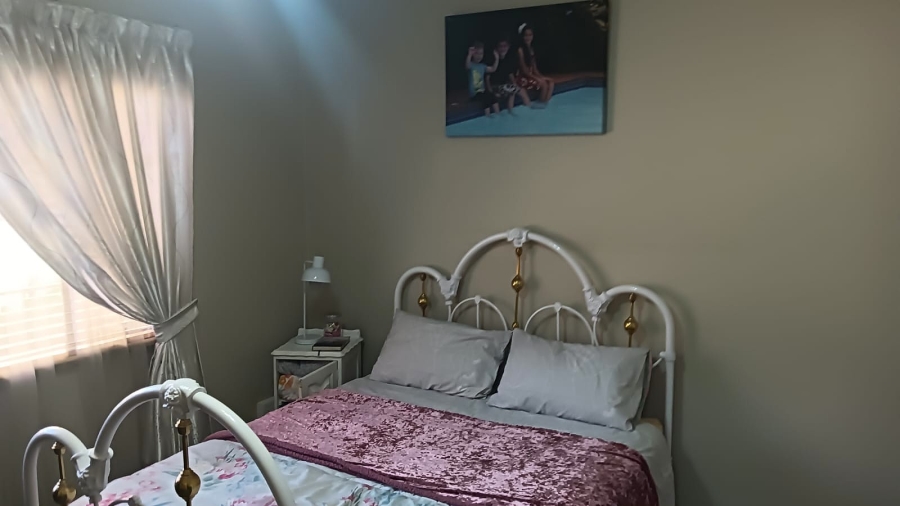 4 Bedroom Property for Sale in Esther Park Gauteng