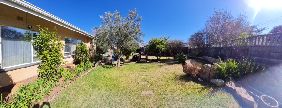 6 Bedroom Property for Sale in Greenhills Gauteng