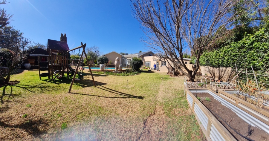 6 Bedroom Property for Sale in Greenhills Gauteng