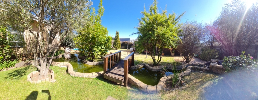 6 Bedroom Property for Sale in Greenhills Gauteng