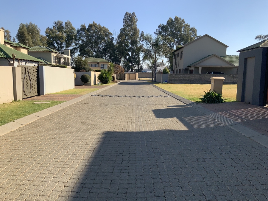 0 Bedroom Property for Sale in Norton Park Gauteng