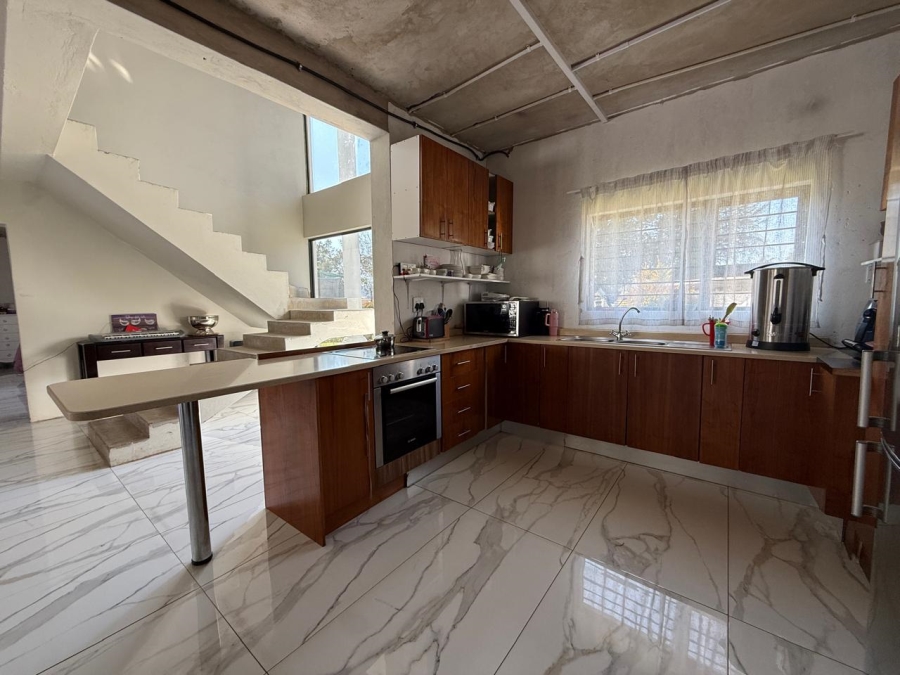 4 Bedroom Property for Sale in Strubensvallei Gauteng