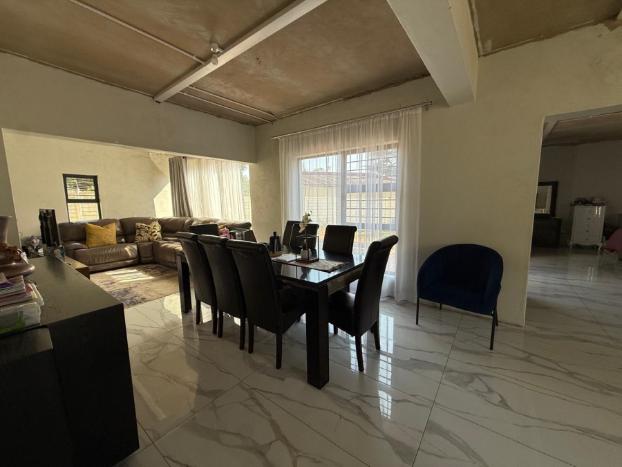 4 Bedroom Property for Sale in Strubensvallei Gauteng