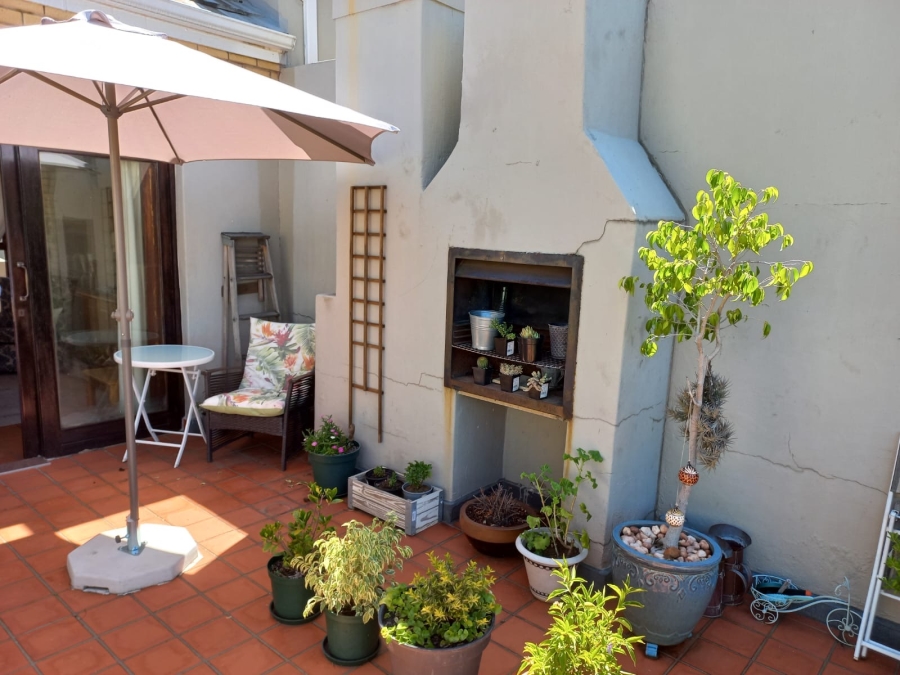 1 Bedroom Property for Sale in Paulshof Gauteng