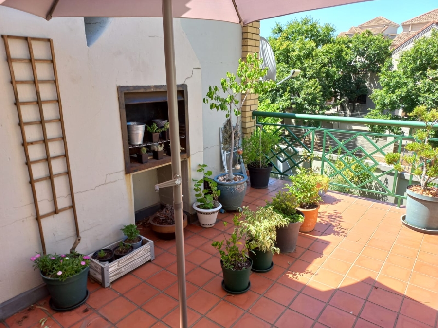 1 Bedroom Property for Sale in Paulshof Gauteng