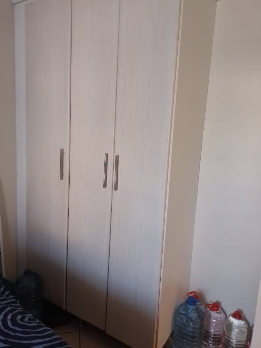 2 Bedroom Property for Sale in Noordwyk Gauteng