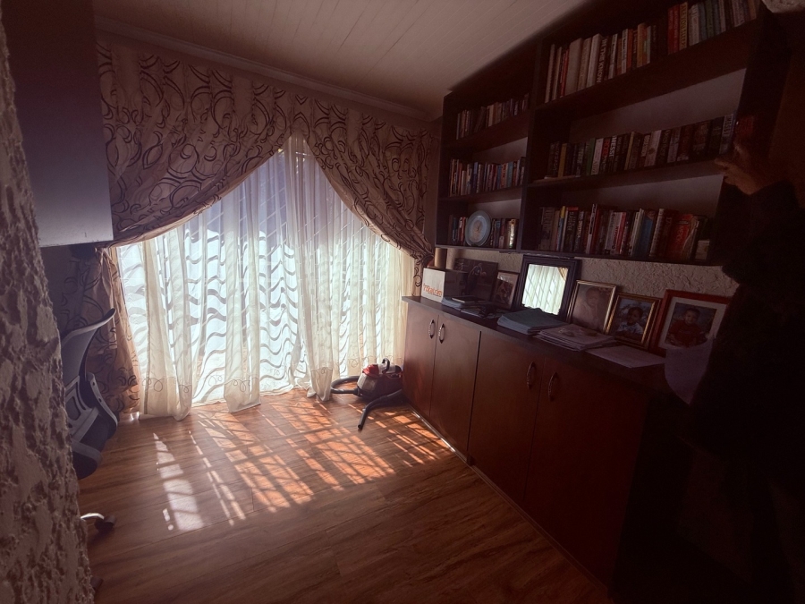 4 Bedroom Property for Sale in Meredale Gauteng