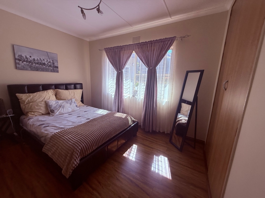 4 Bedroom Property for Sale in Meredale Gauteng