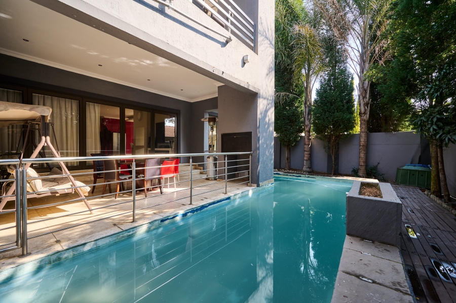 3 Bedroom Property for Sale in Carlswald North Estate Gauteng