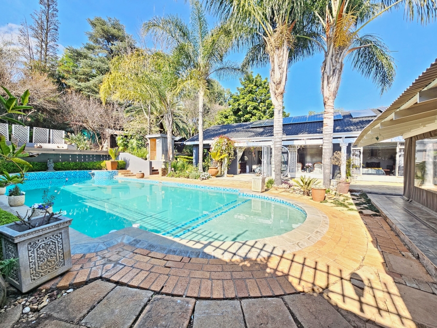 3 Bedroom Property for Sale in Waterkloof Ridge Gauteng