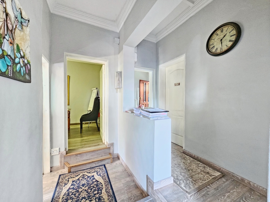 3 Bedroom Property for Sale in Waterkloof Ridge Gauteng
