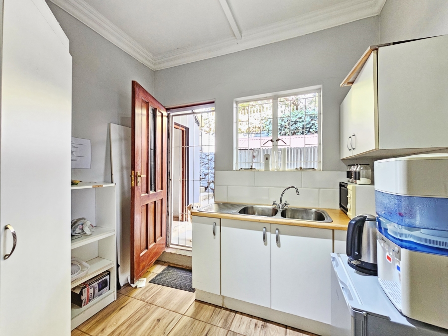 3 Bedroom Property for Sale in Waterkloof Ridge Gauteng