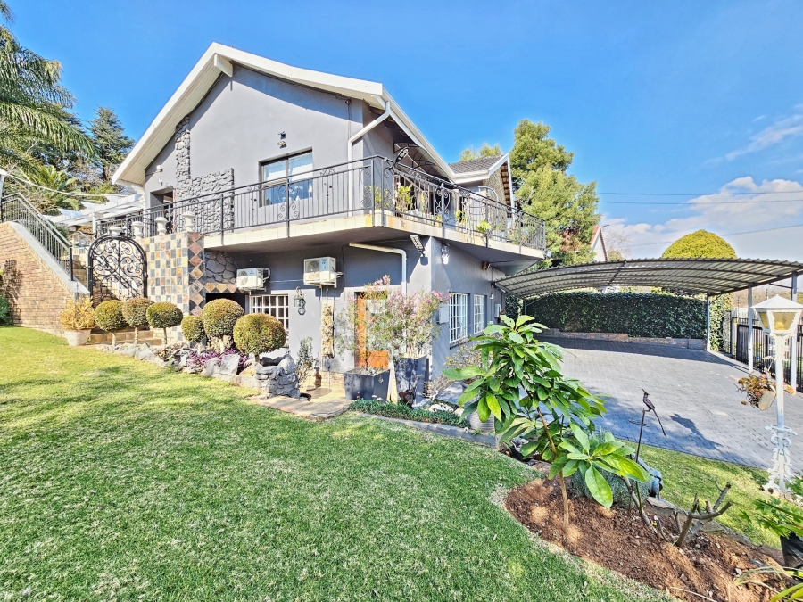 3 Bedroom Property for Sale in Waterkloof Ridge Gauteng