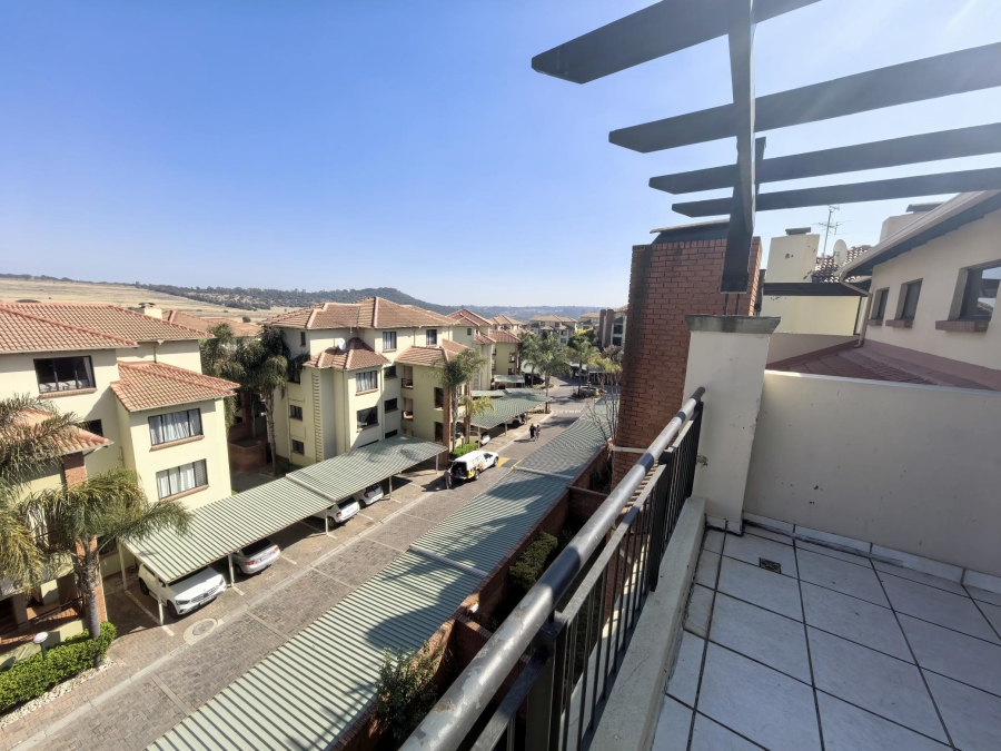 2 Bedroom Property for Sale in Sunninghill Gauteng