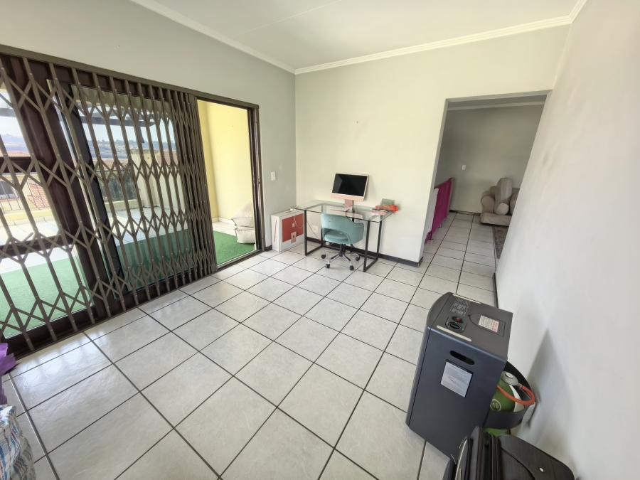 2 Bedroom Property for Sale in Sunninghill Gauteng