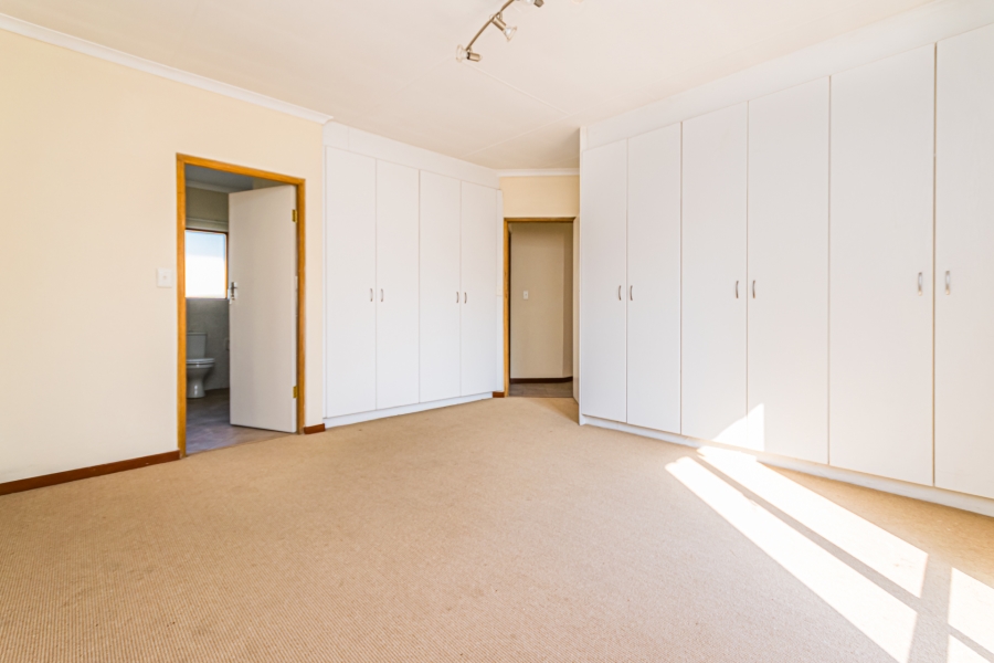 3 Bedroom Property for Sale in Kyalami Hills Gauteng