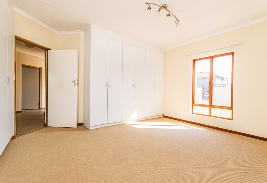 3 Bedroom Property for Sale in Kyalami Hills Gauteng