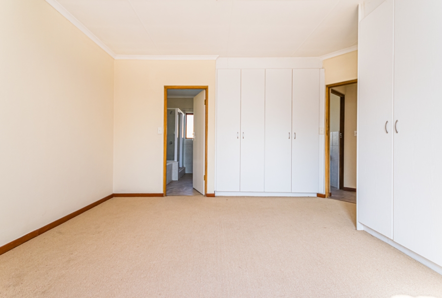 3 Bedroom Property for Sale in Kyalami Hills Gauteng