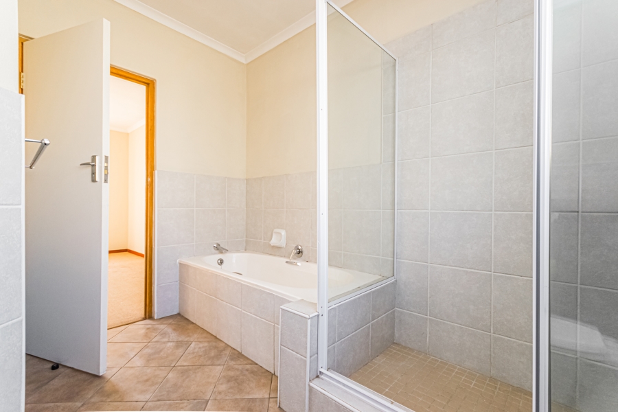 3 Bedroom Property for Sale in Kyalami Hills Gauteng