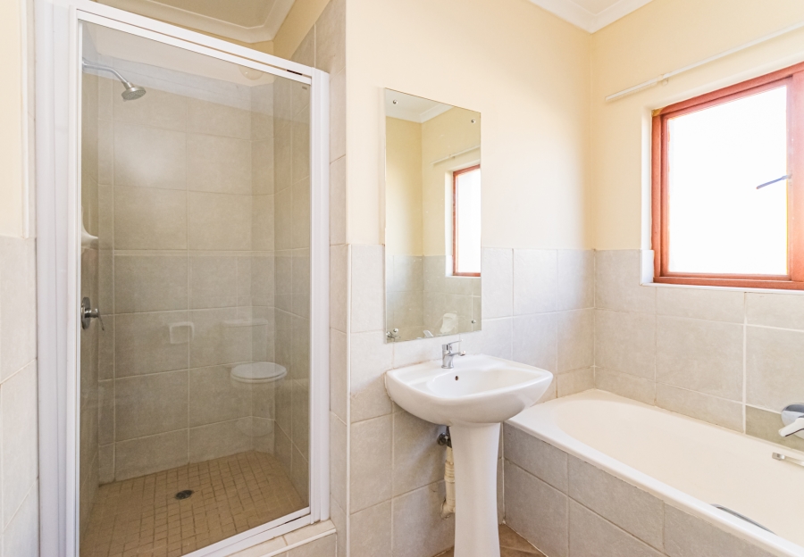 3 Bedroom Property for Sale in Kyalami Hills Gauteng